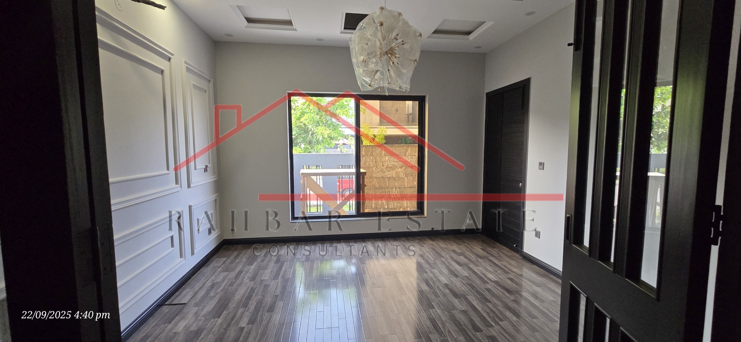 Spacious Drawing Room & TV Lounge – Sector C House alt="Spacious bedrooms with attached bathrooms Bahria Town"