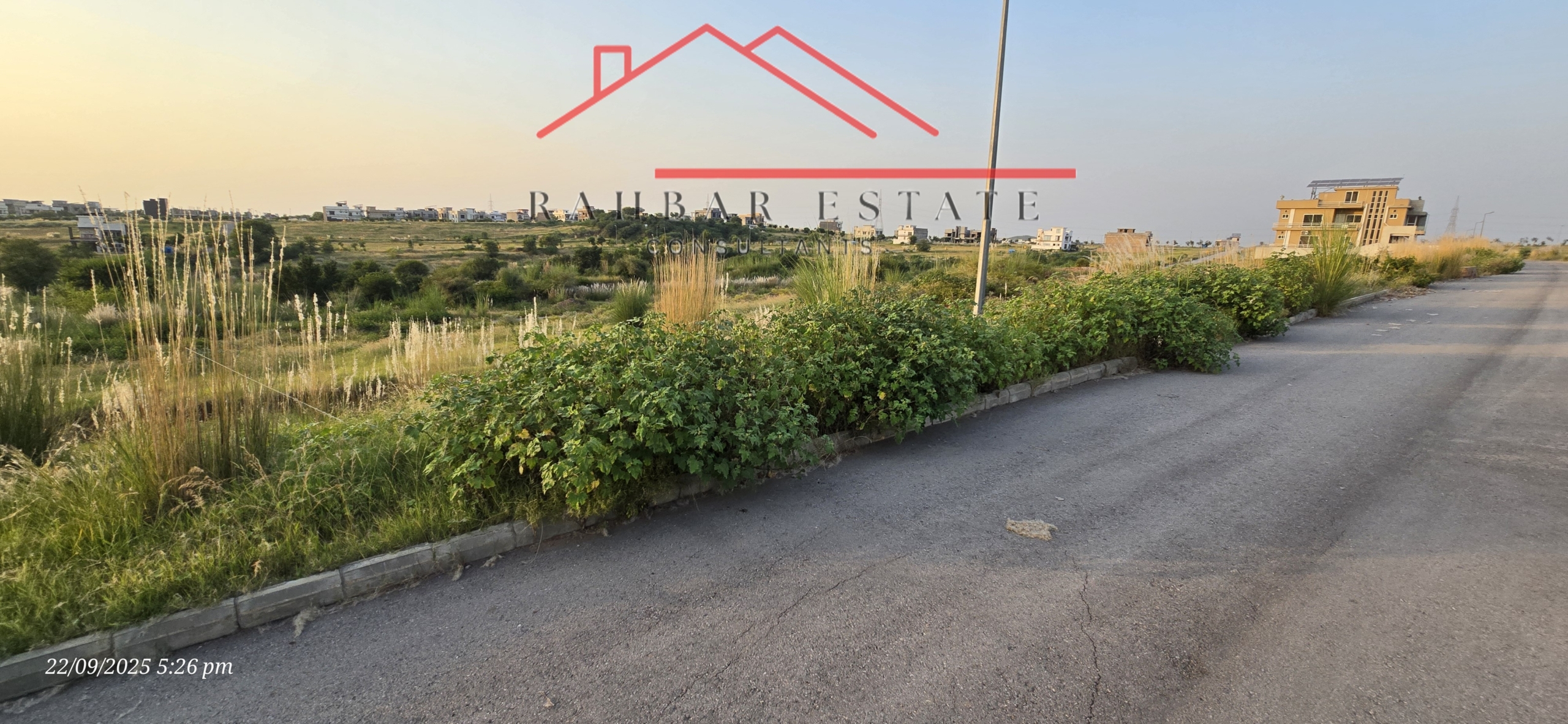 alt="F2 Block Bahria Town Phase 8 – 10 Marla residential plot"