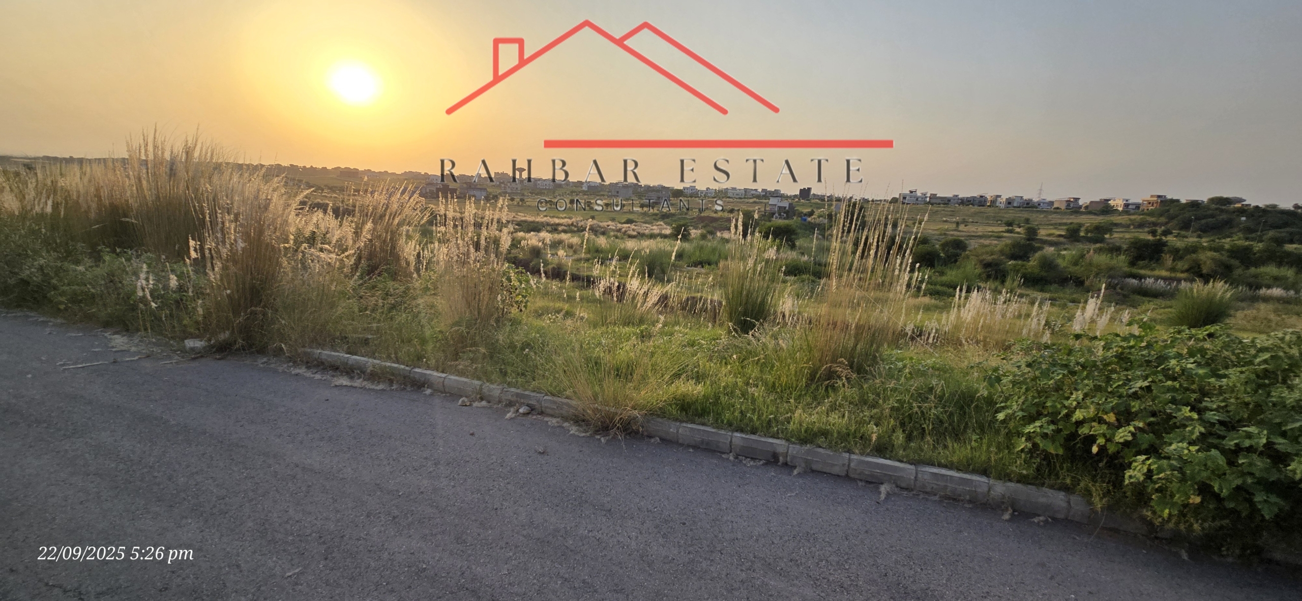 alt="Map location of 10 Marla Bahria Plot Phase 8"