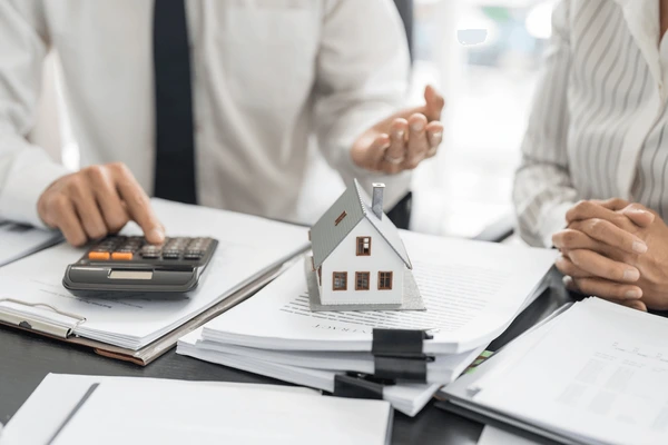 business-people-signing-contract-making-600nw-2479557449