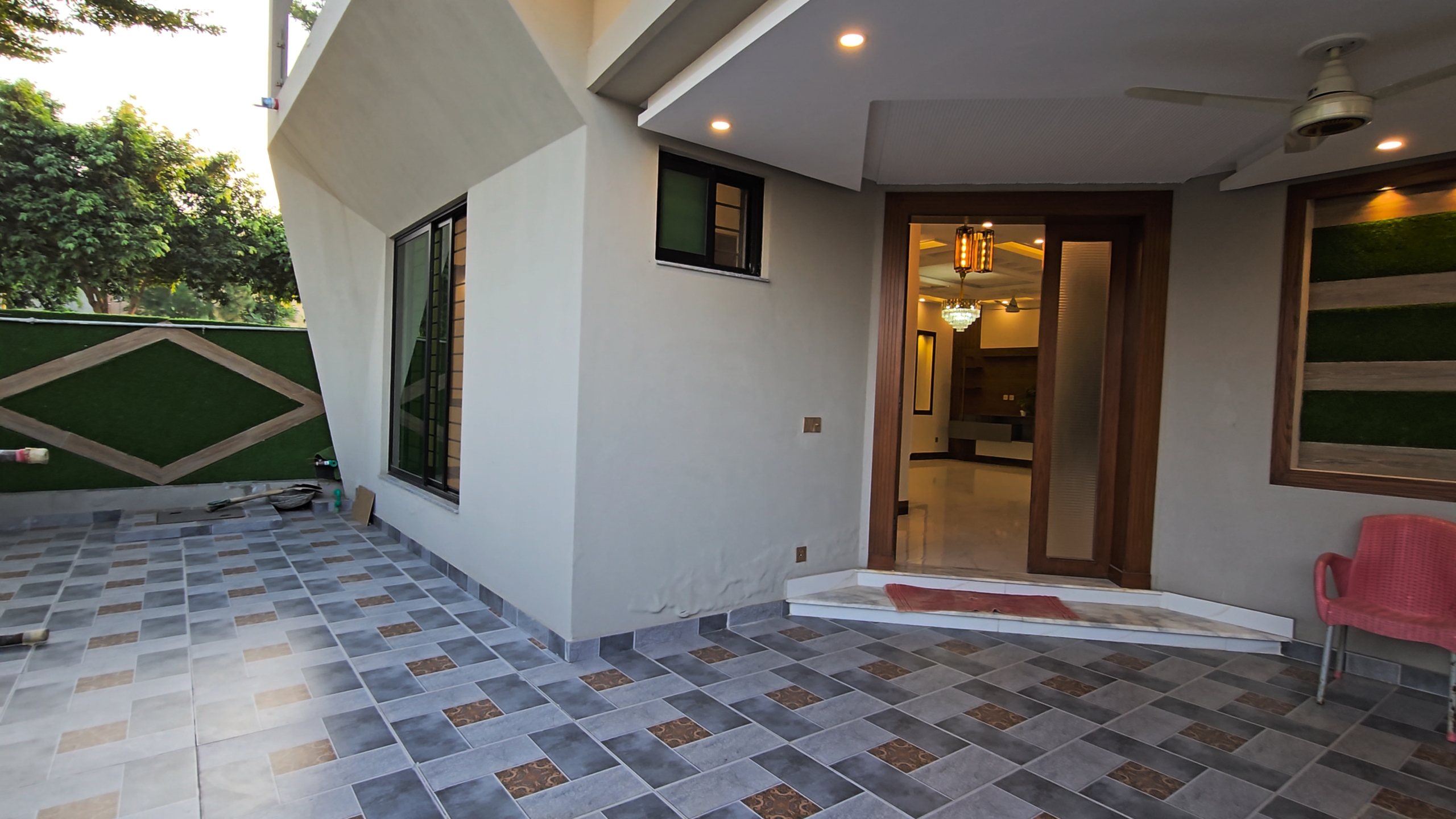 bahria-town-lakeview-block-house.jpg Luxury home for sale in Lake View Block Bahria Town with 2 kitchens and TV lounges