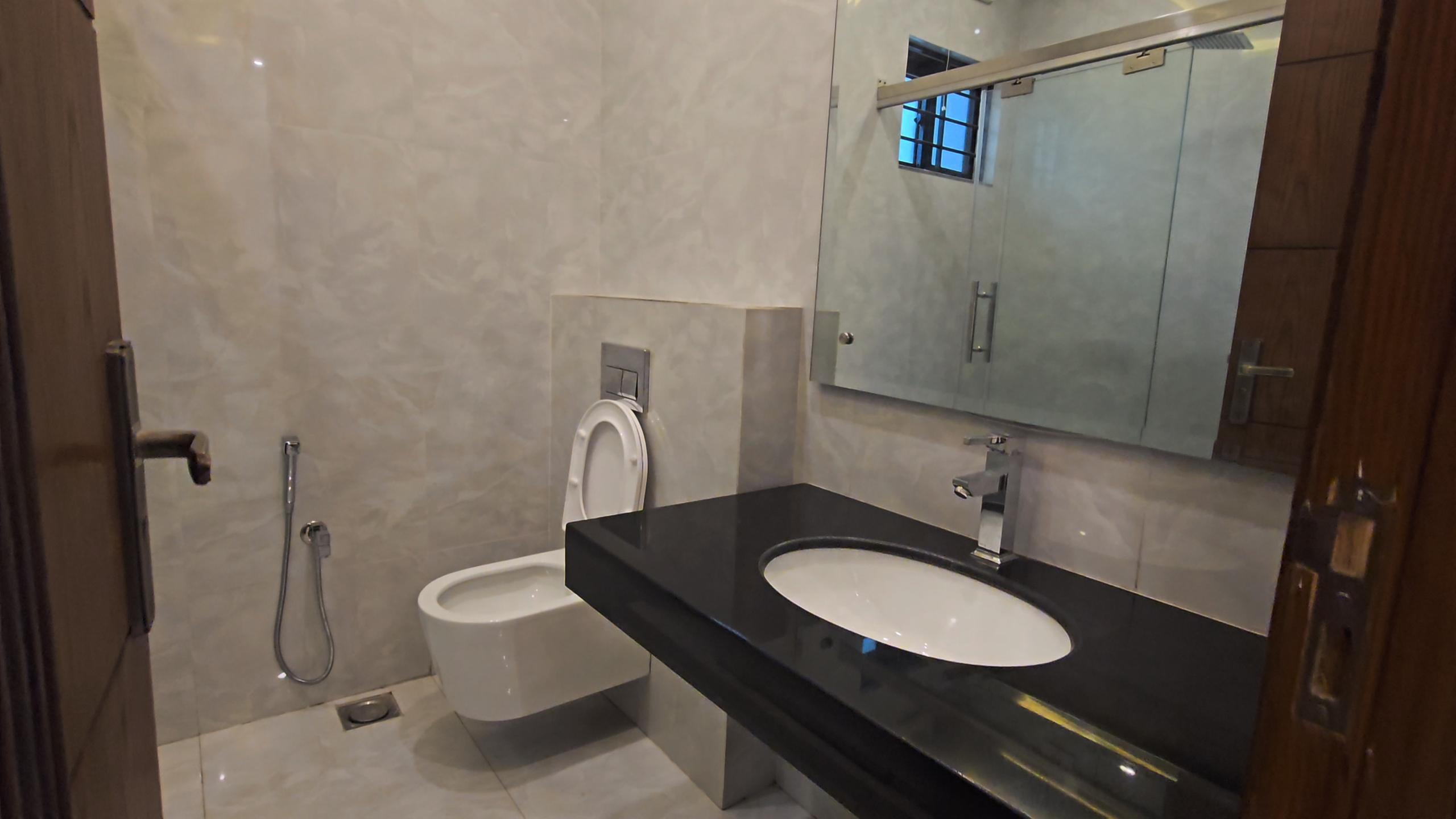 luxury-house-bahria-town-rahbar-estate.jpg luxury-house-bahria-town-rahbar-estate